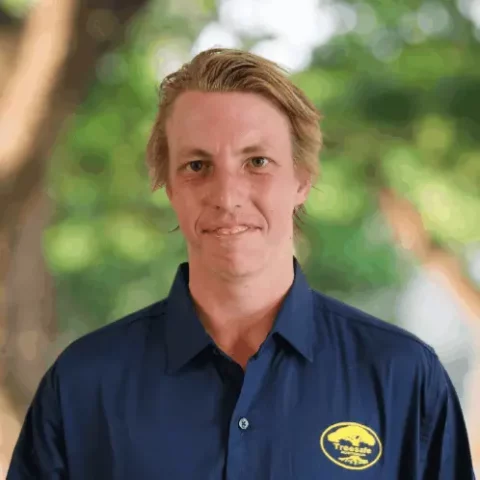 russell crew grounds person plant operator 498x498